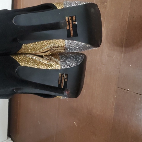 Booties - Picture 5 of 5